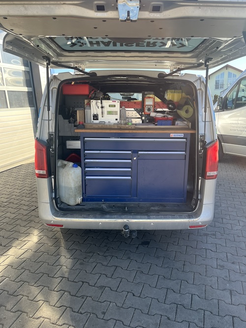 Biogasberatung - Mobile Werkstatt im Kastenwagen